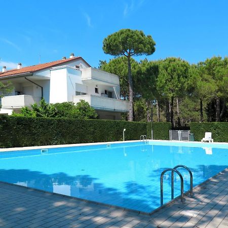 Apartment Parco Hemingway-3 By Interhome Lignano Sabbiadoro Ngoại thất bức ảnh