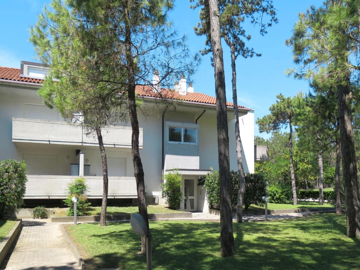 Apartment Parco Hemingway-3 By Interhome Lignano Sabbiadoro Ngoại thất bức ảnh