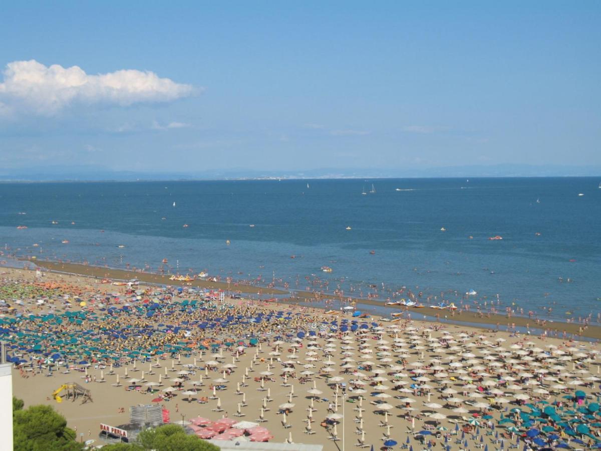 Apartment Parco Hemingway-3 By Interhome Lignano Sabbiadoro Ngoại thất bức ảnh